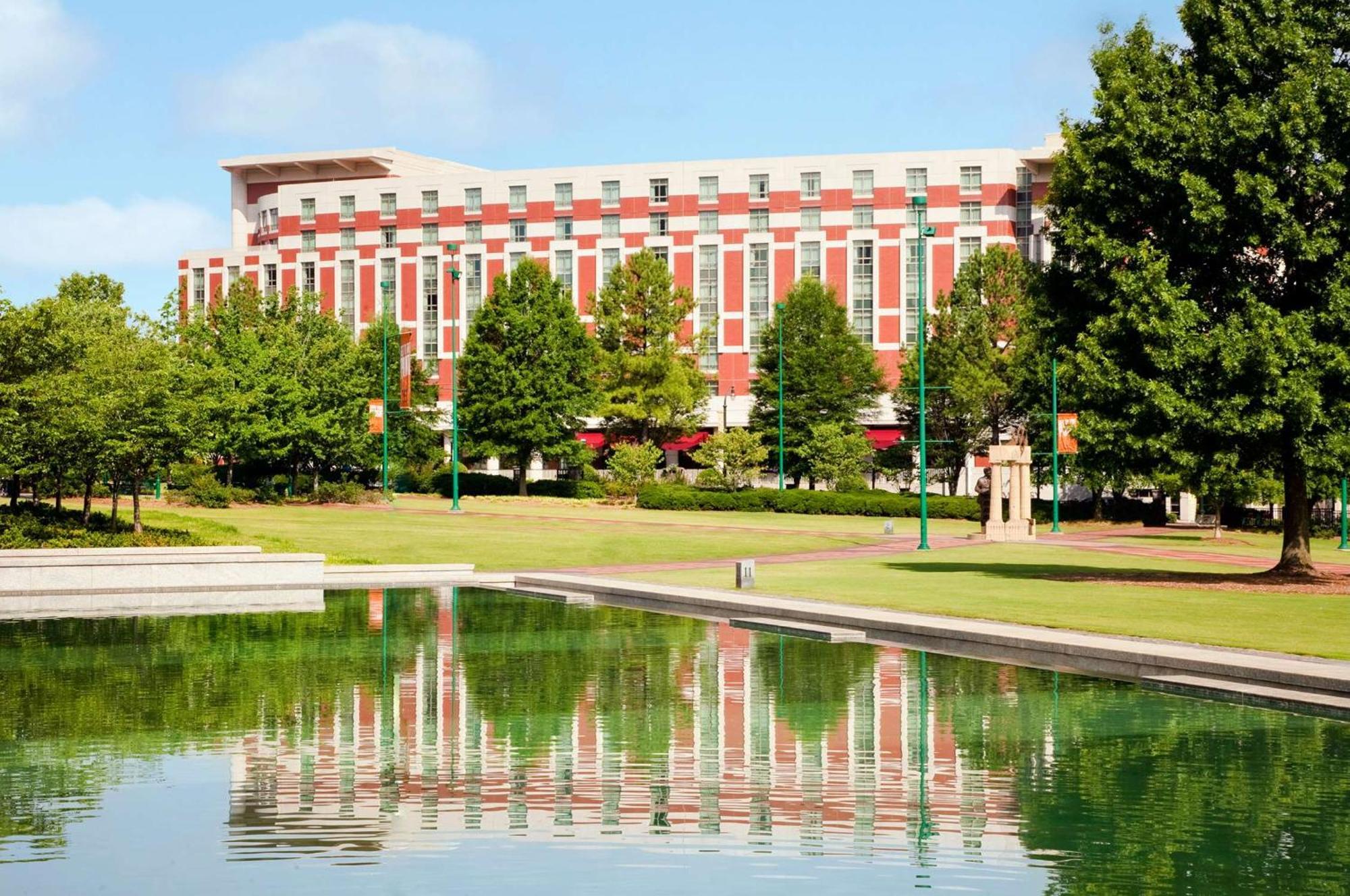 Embassy Suites By Hilton Atlanta At Centennial Olympic Park Exterior foto