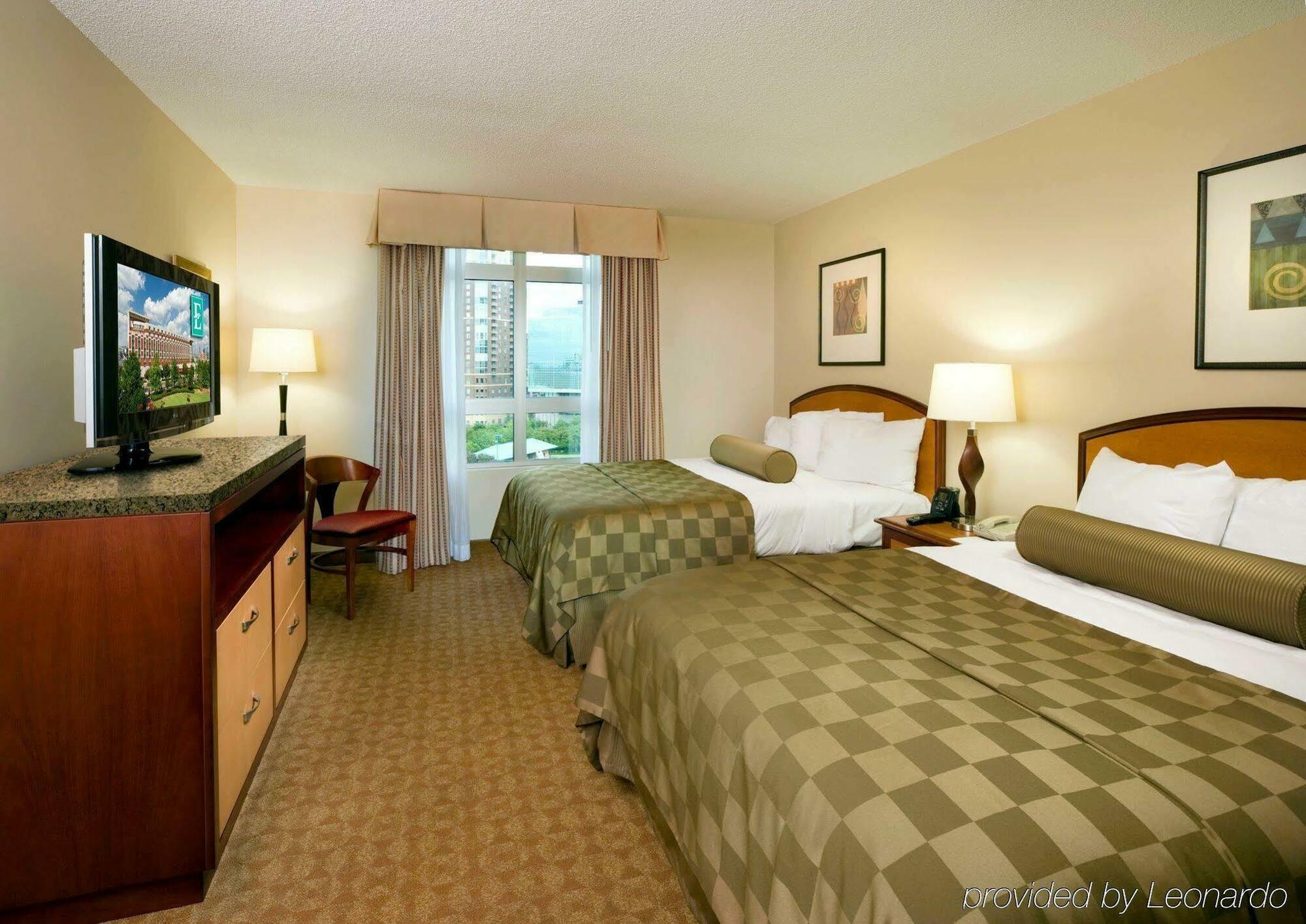 Embassy Suites By Hilton Atlanta At Centennial Olympic Park Exterior foto